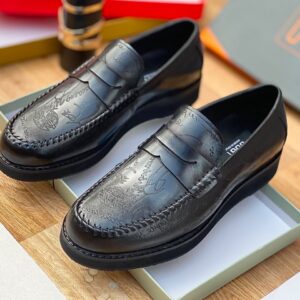 OGGI Graffiti Embossed Black Leather Shoe
