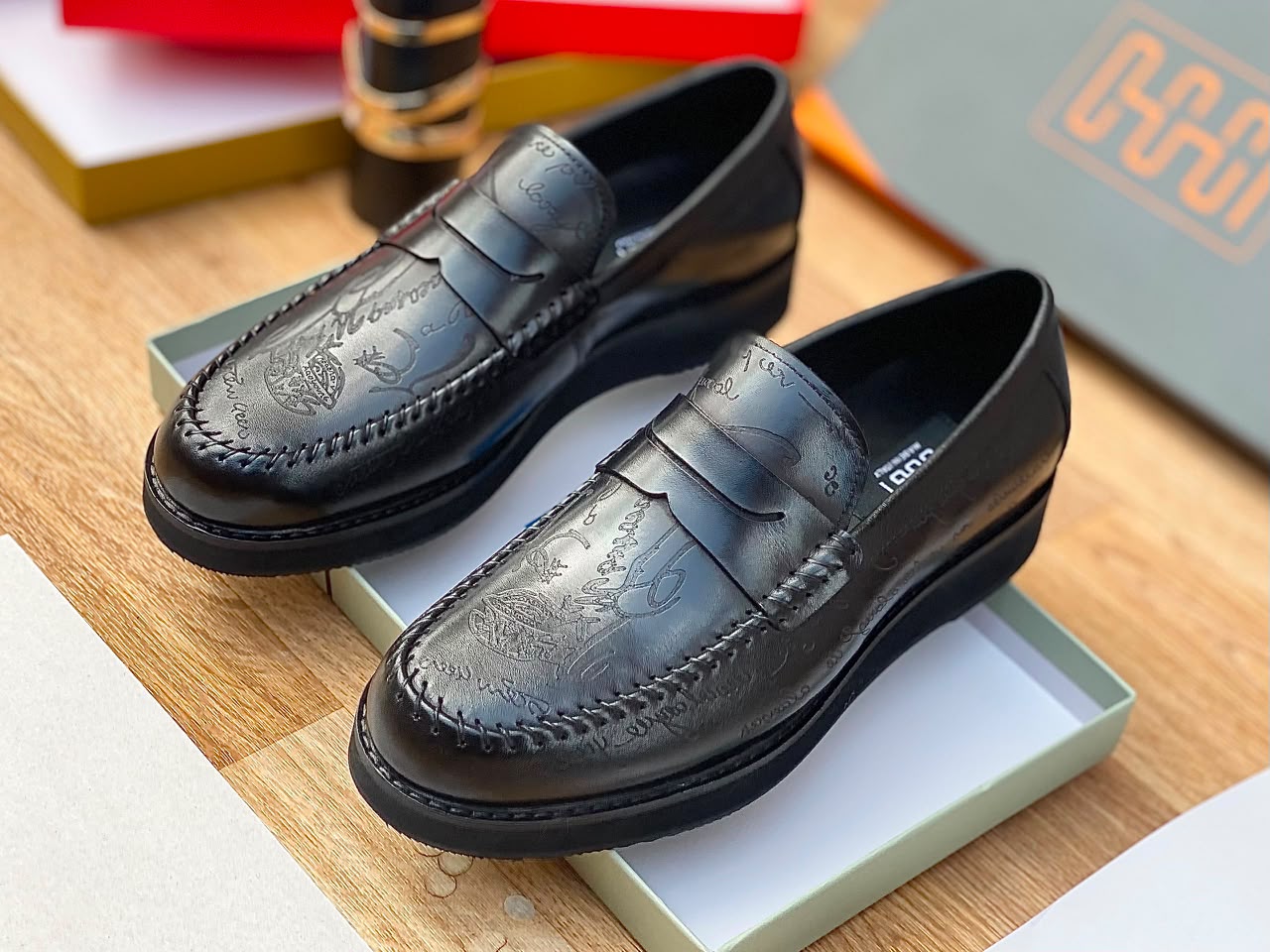 OGGI Graffiti Embossed Black Leather Shoe